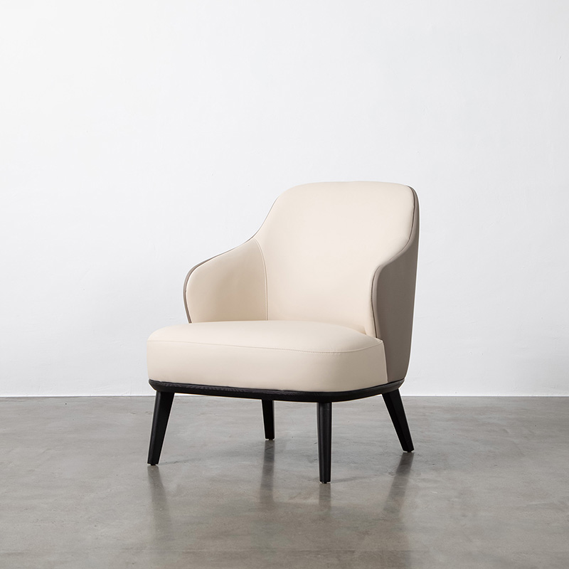 Poltrona Lounge vs Cadeira Accent: Qual é a diferença?